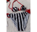 Bikini rayas talla 9 años. Segunda mano