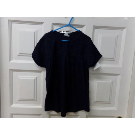 Camiseta Zara talla 9 años azul marino. Segunda mano