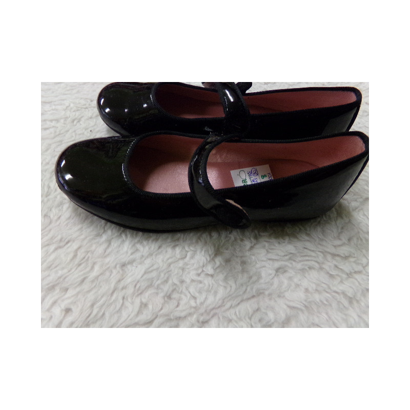 Merceditas negras n 30. Segunda mano