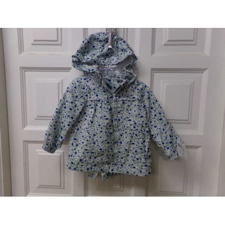 Parka flores talla 3 años. Segunda mano
