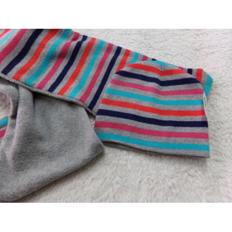 Gorro y bufanda talla 8-10 años. Segunda mano