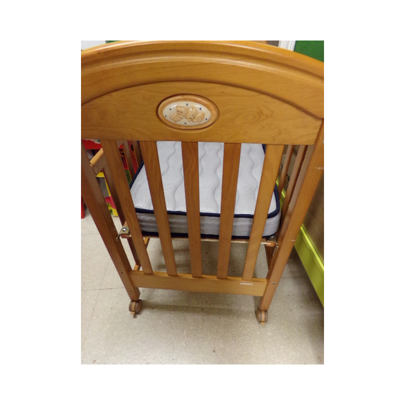 Cuna de madera sin colchón Micuna.