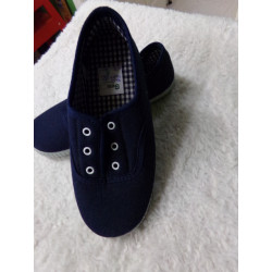 Tenis loneta N 32. Segunda mano