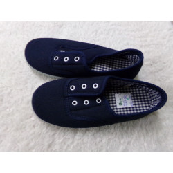 Tenis loneta N 32. Segunda mano