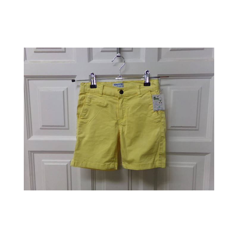 Pantalon corto Mayoral talla 7 años. Segunda mano