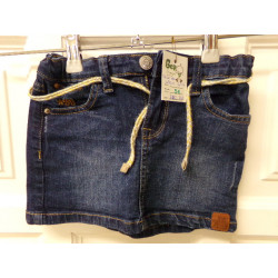 Falda vaquera talla 6-7 años . Segunda mano