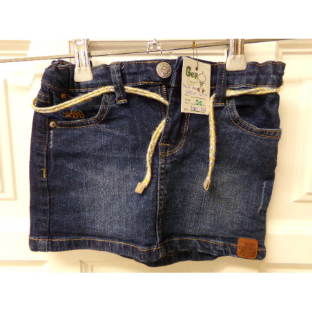 Falda vaquera talla 6-7 años . Segunda mano