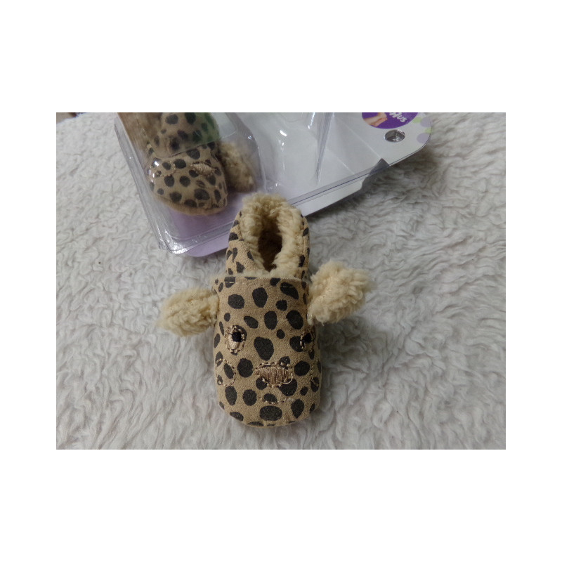 Zapatilla Jirafa N 16-17. Sin uso