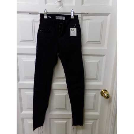 Vaquero negro talla 10-12 años. Segunda mano