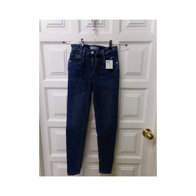 Vaquero Pull&Bear talla 10-12 años. Segunda mano