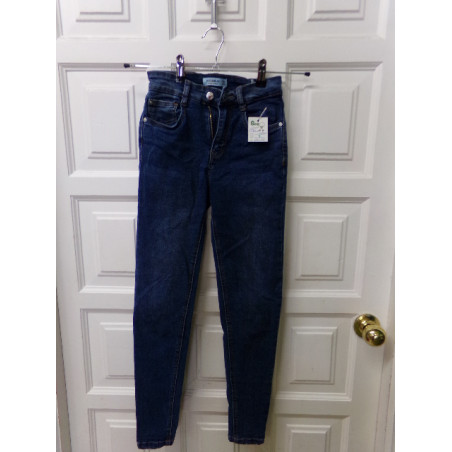Vaquero Pull&Bear talla 10-12 años. Segunda mano