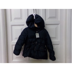 Plumas azul de  Zara talla 4 años. Segunda mano