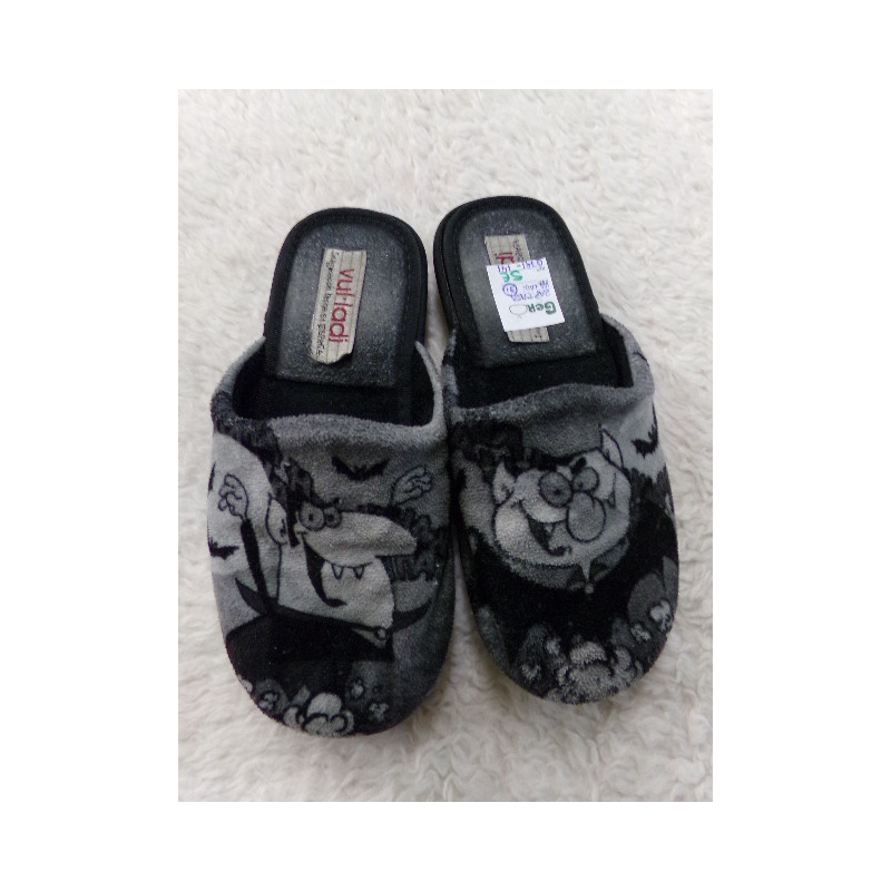 Zapatilla de casa N 31. Segunda mano