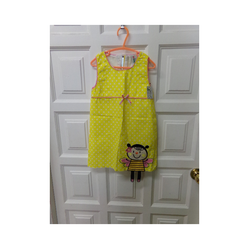 Vestido talla 7 años. Segunda mano