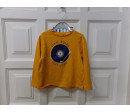 Camiseta Orchestra mostaza talla 3  años. Segunda mano