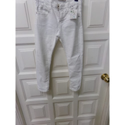 Vaquero blanco Zara talla 5-6 años. Segunda mano