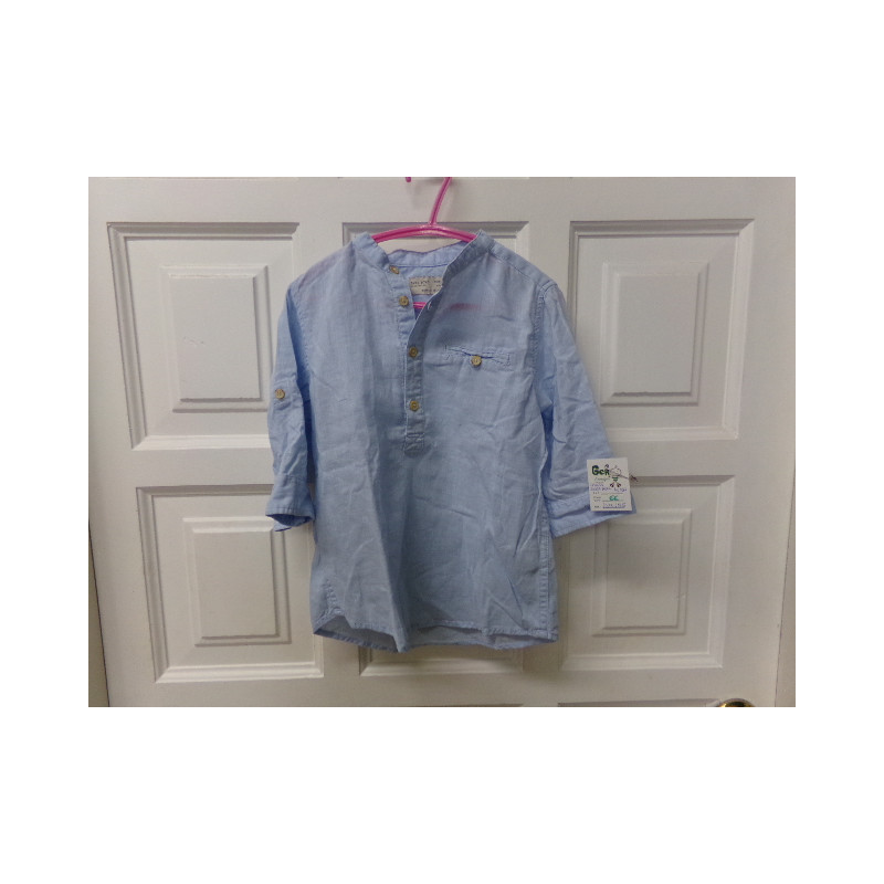 Camisa azul Zara talla 4-5 años. Segunda