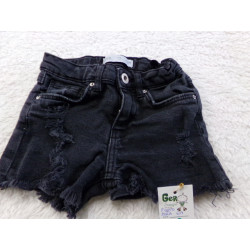 PNTlon corto Zara talla 6 años. Segunda mano