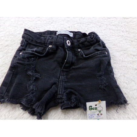 PNTlon corto Zara talla 6 años. Segunda mano