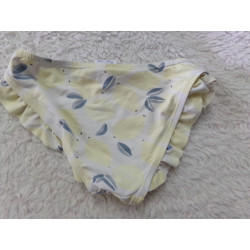 Bikini talla 3-4 años. Segunda mano