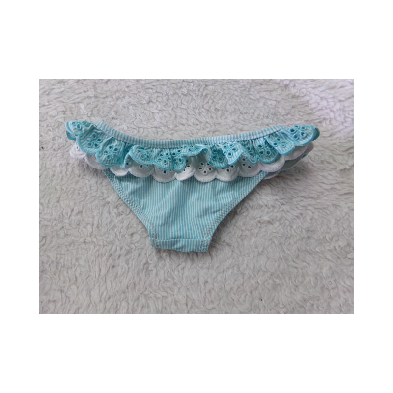 Bikini talla 24-36 meses. Segunda mano