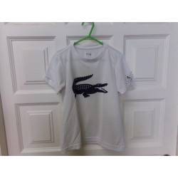 Camiseta LACOSTE talla 6 años. Segunda mano