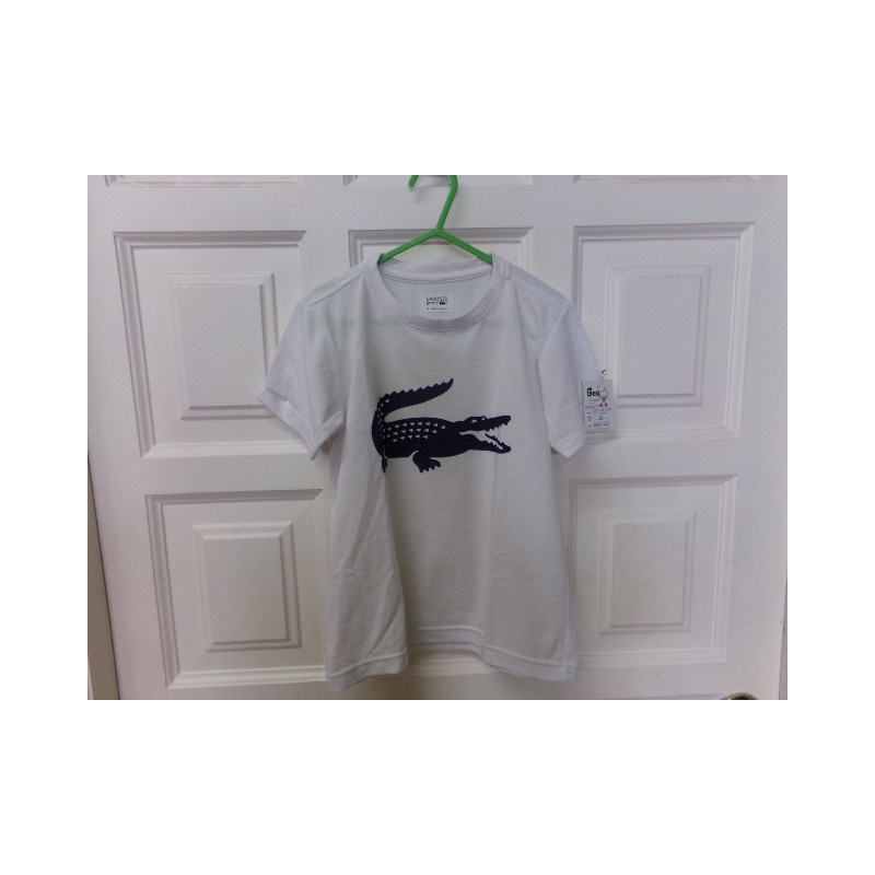 Camiseta LACOSTE talla 6 años. Segunda mano