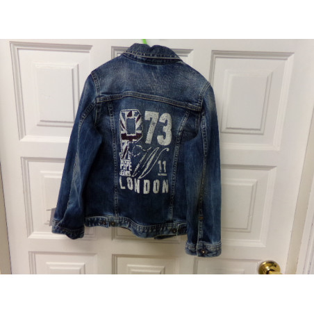 Cazadora vaquera talla 8 años. Pepe jeans. Segunda mano