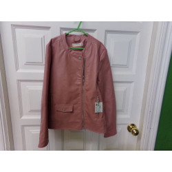 Cazadora polipiel Mango talla 11-12 años. Segunda mano