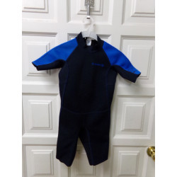 Neopreno talla 5 años. Segunda mano