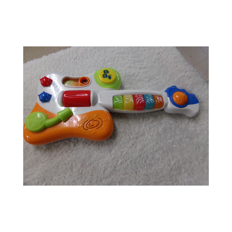 Guitarra bebé. Segunda mano