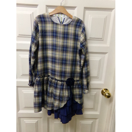 Vestido La Ormiga talla 12 años. Segunda mano