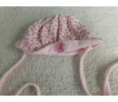 Gorrito rosa. Segunda mano