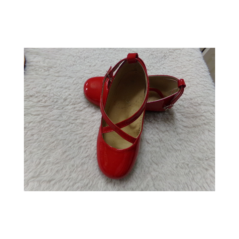 Zapato charol N 27. Segunda mano