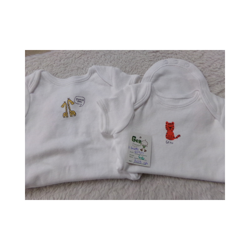 2 Bodys talla 6-9 meses. Sin uso