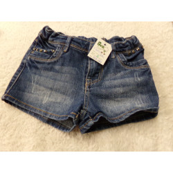 Pantalon corto talla 4 años. Segunda mano