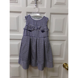 Vestido Mayoral talla 6 años. Segunda mano