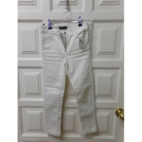 Vaquero blanco talla 7 años. Segunda mano