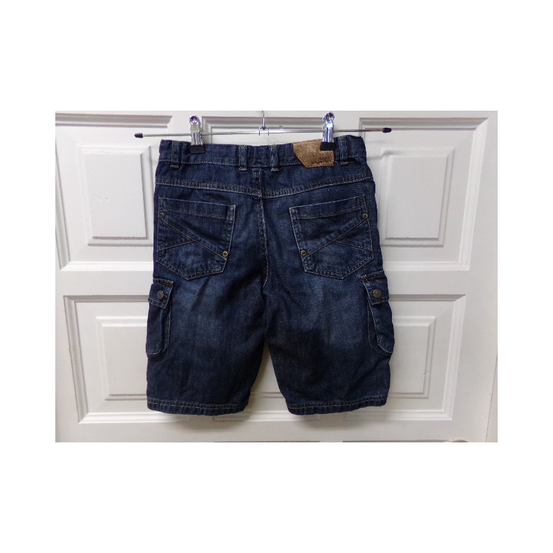 Pantalon corto Tuc Tuc talla 8 años. Segunda mano