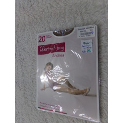 Panty talla 3-6 años, color carne. Sin uso