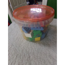 Cubo Lego. Segunda mano