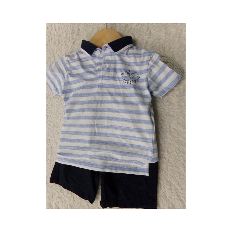 Pantalon corto con camiseta talla 6  meses. Segunda mano