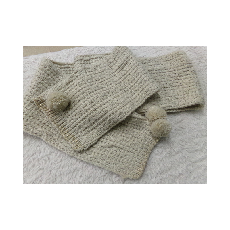 Bufanda Zara. Segunda mano