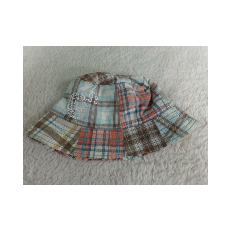 Gorrito talla 12-18 meses. Segunda mano