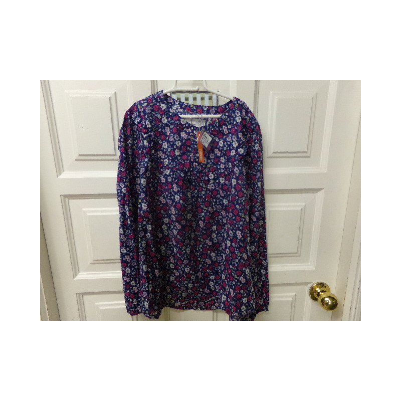 Blusa talla 11 años. El Corte Inglés. A estrenar