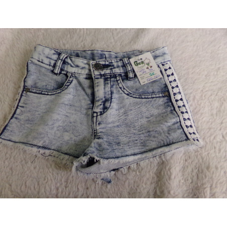 Pantalon corto vaquero talla 5 años. Segunda mano