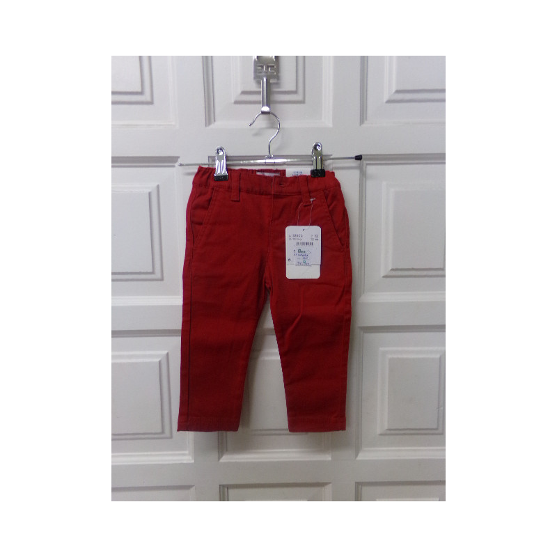 Pantalón Mayoral talla 12 meses. A estrenar