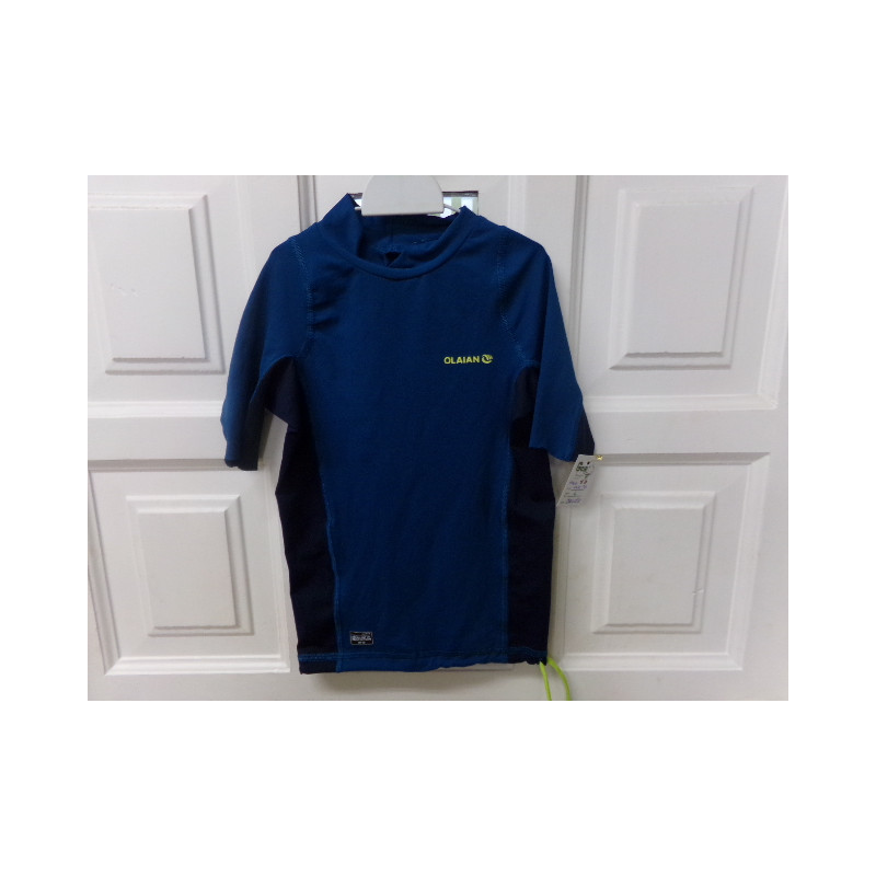 Camiseta natación talla 8 años. Segunda mano