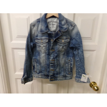 Cazadora Pepe Jeans. Talla 10 años. Segund amano