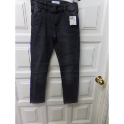 Vaquero gris talla 9 años. Segunda mano